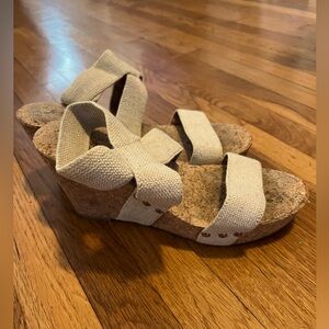 Lucky Brand ankle strap open toe “cork” wedges, size 10